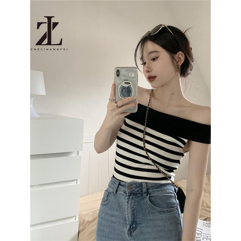 SS24 Áo dệt kim trễ vai họa tiết kẻ sọc thời trang quyến rũ