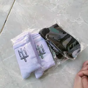 Kaos Kaki Anak SD SMP 7-12 Tahun Motif Oldschool Distro Garis Setrip Strip Panjang Tebal - Sendy Socks