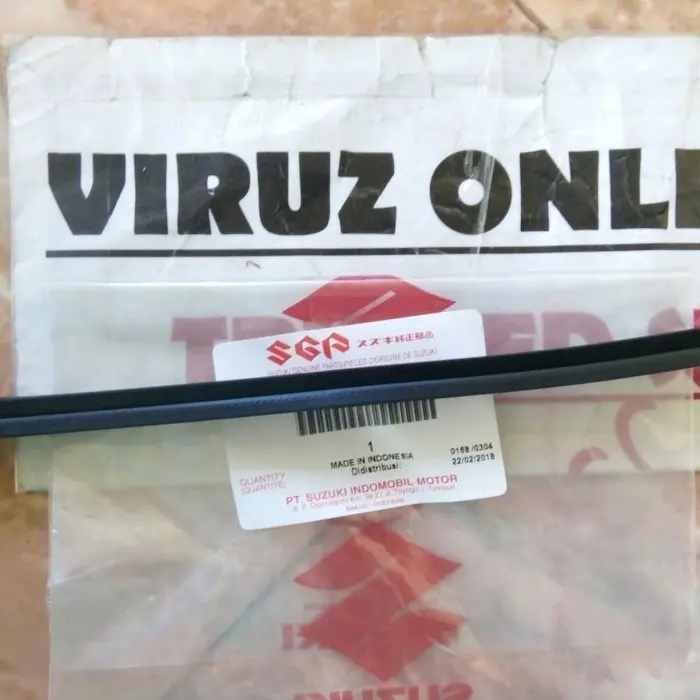 KARET PEGANGAN PENAHAN KACA PINTU SUZUKI JIMNY KATANA 2
