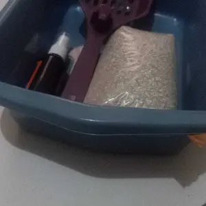 Winicats Paket Hemat Litter Box Kucing dan Mangkok Makan 5in1 dengan Perlindungan Odor dan Wadah Serbaguna