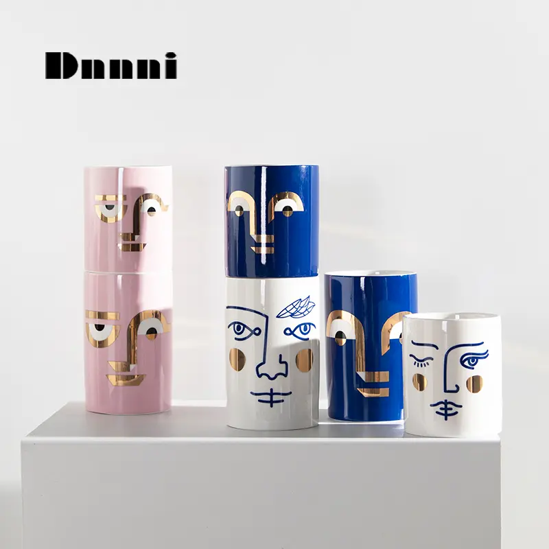 Dnnni Double-sided gold human face vase Nordic modern home living room hotel office vase ornament
