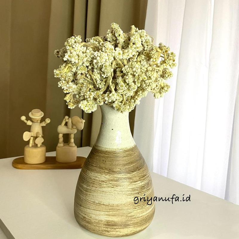 Vas Bunga Aesthetic Keramik 001 0