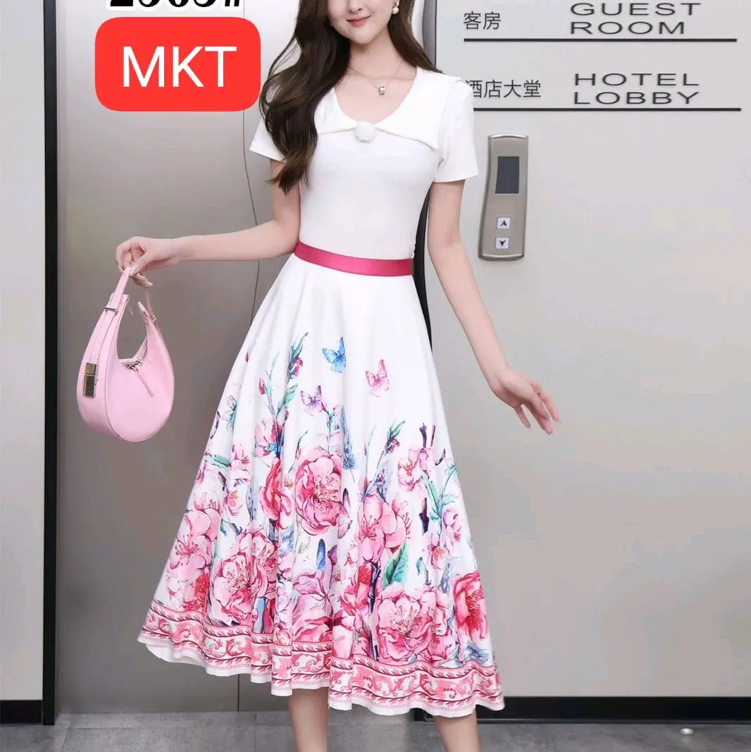 Rok scuba import super mewah dan tebal, motif bunga, dibagian pinggang liris Wanita