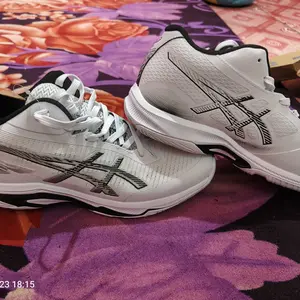 Sepatu Volly Unisex Super Premium Import Nyaman Size 37-45 Terbaru Dengan Desain Modern Dan Kualitas Terbaik Volley