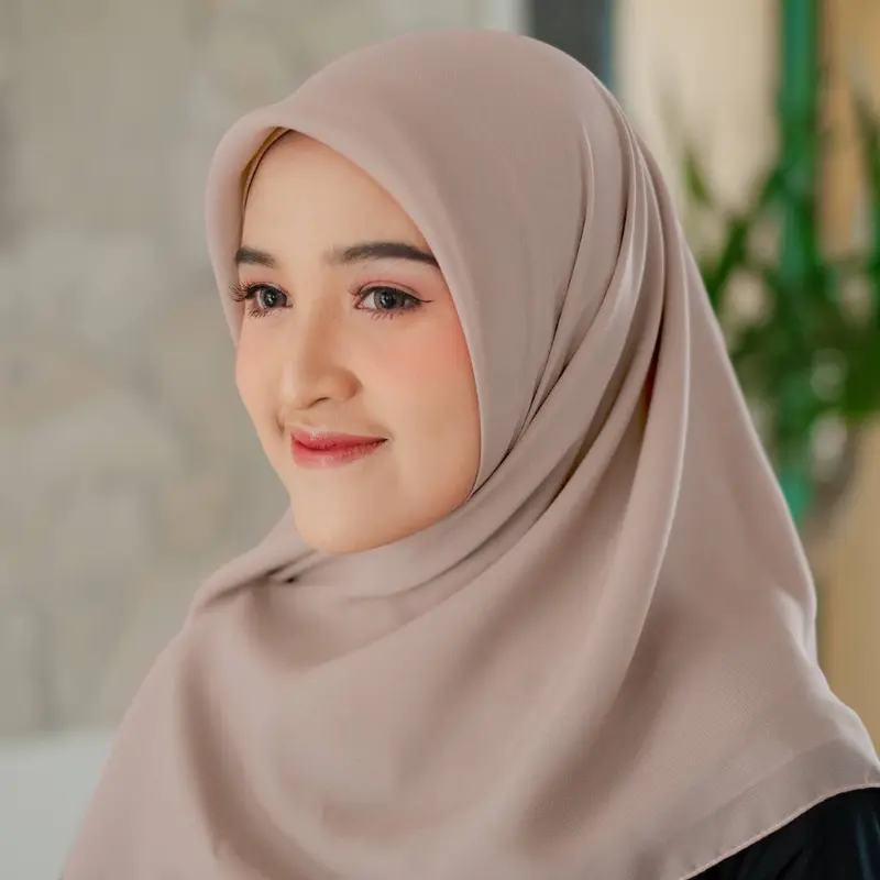 RTSR 108K Get 5pc Bella Square hijab segiempat poloss 4