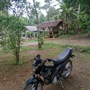 39 Lembar SUDAH PRIN CUT / TINGGAL TEMPEL SUDAH potongan Stiker Motor Sponsor Racing