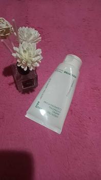 Product Review of Innisfree Green Tea Amino Hydrating  Cleansing Foam 150g / Sabun Pembersih Wajah untuk Kulit Kering from 🌼**🌼 2