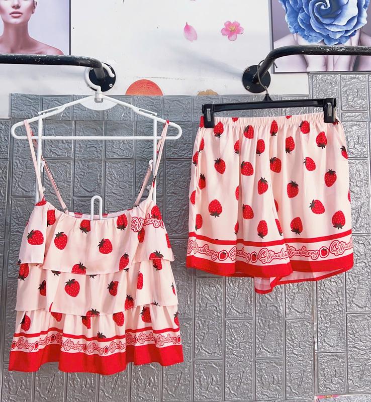Bộ đồ ngủ đùi nữ áo 2 dây họa tiết thiết kế 3 tầng xinh xắn chất liệu lụa latin mịn mát freesize dưới 60kg My STORE 5