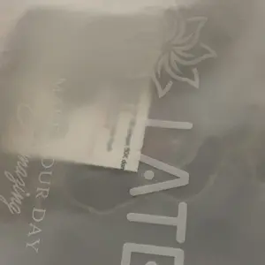 Latela Aromatic Square - Hijab Square Premium Jahit Tepi / Hijab Segi Empat Premium Jahit Tepi Nyaman Polycotton Hijab Anti Letoy Hijab Anti Badai Hijab Aromatic