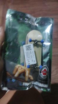Product Review of Wooden Fingerboard Set Finger Scooter Finger Skate Board Maple Wood Professional Mini Skateboard Kid Toys For Boys from J**k D**p 2