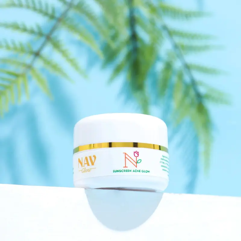 SUNSCREEN BERJERAWAT NAV GLOW 0