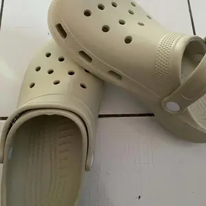 DUOLIN Sandal Kodok Wanita Wedges CLASSIC MECA CRUSH CLOG Tinggi Sandals Fip Flops Shoes Sandal Musim Panas Sandal Datar
