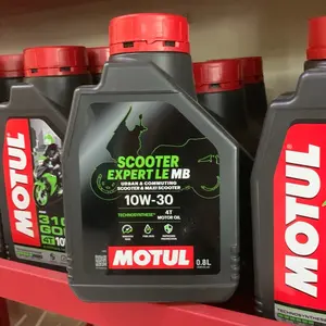 Motul Scooter Expert LE MB 10W-30 4T Motor Oil 0.8L - Oli Mesin Scooter & Matic Terbaik untuk Urban & Commuting
