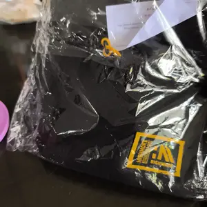 Tas Slempang Slingbag Elliot Highmore Hitam Pria Selempang