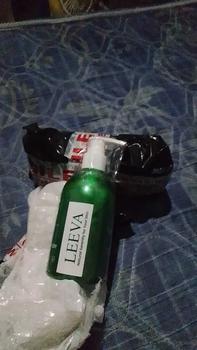Product Review of Leeva Sabun Exotic Acne 250ml - Sabun Mandi Kulit Sensitif, Mengatasi Jerawat & Panu, Melembabkan Kulit Kering, Solusi Kulit Sehat dan Bersih from K**0 1