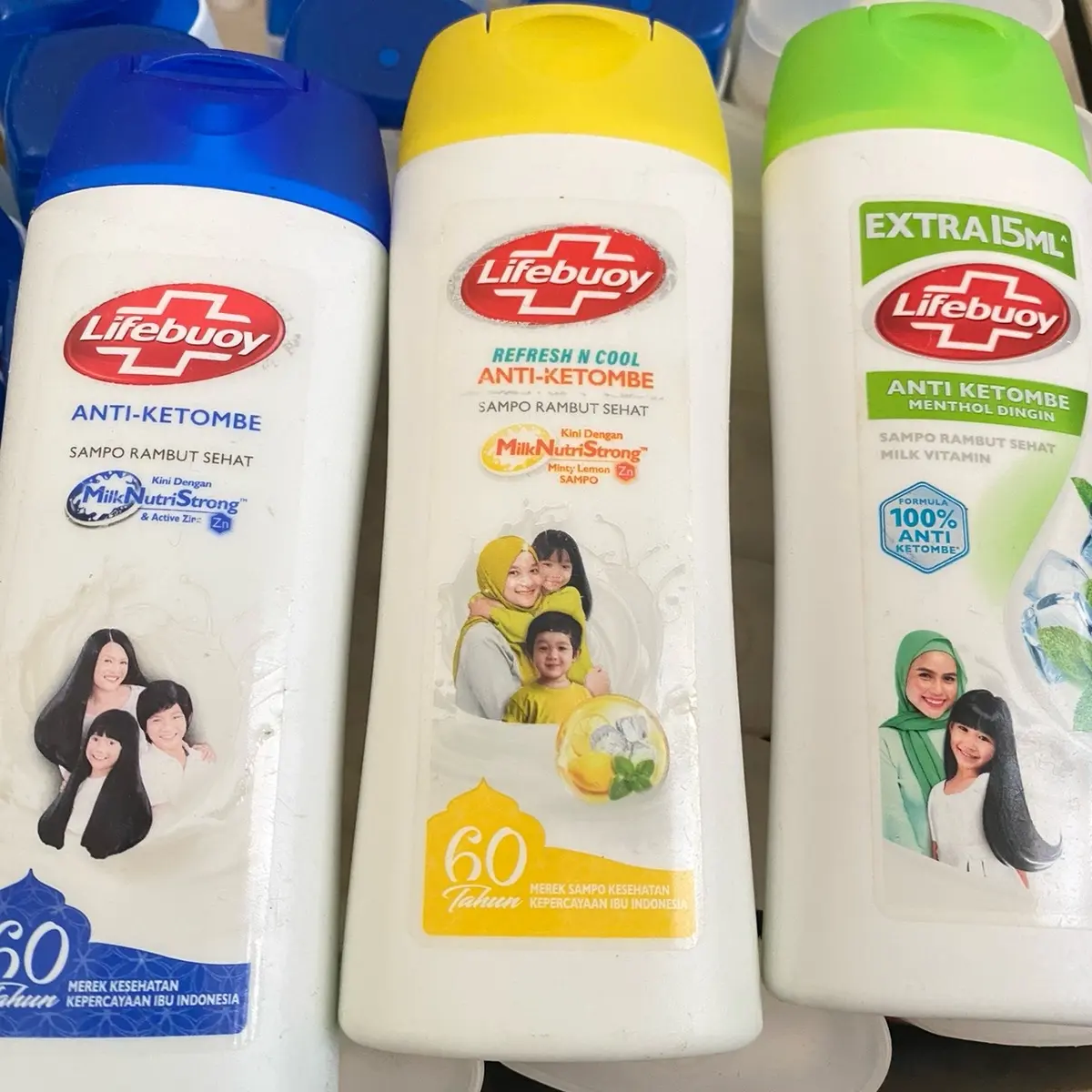 LIFEBUOY SHAMPO ANTI-KETOMBE