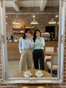 Wispie Girl Boss Fitted Shirt Kemeja Kerja Wanita Fit Garis Stripe Karet Lembut Warna Pink Hijau Biru dan Krem Nyaman Panjang Unik Motif Muda