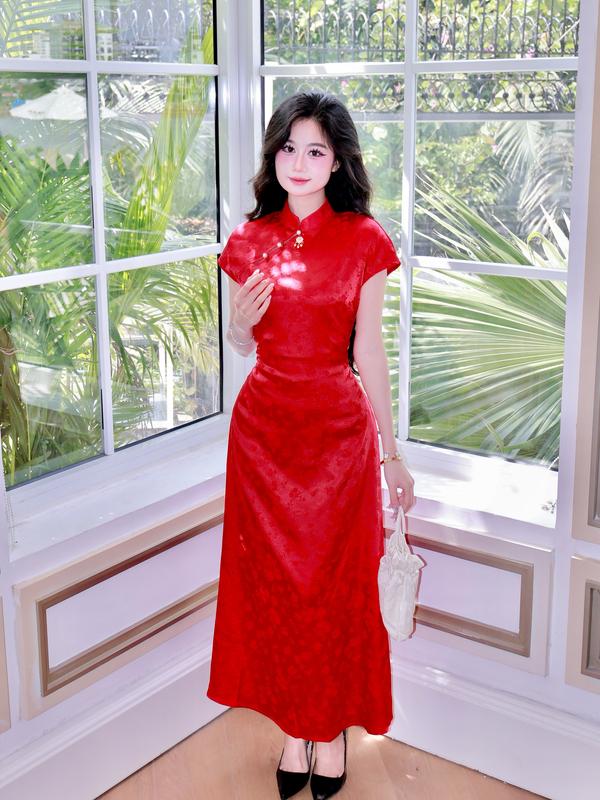 Đầm - Váy Dài Sườn Xám Cổ Tàu Cúc Ngọc Chất Gấm Hoa Cao Cấp Phong Cách Sang Trọng Size S M L D150