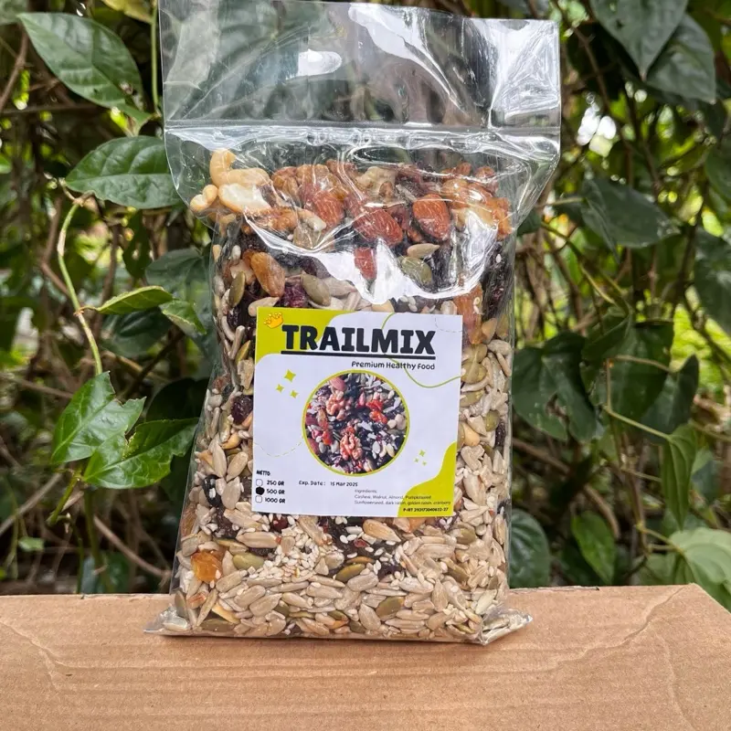 TRAIL MIX (NUT MIX DRIED FRUIT) 500GR 0