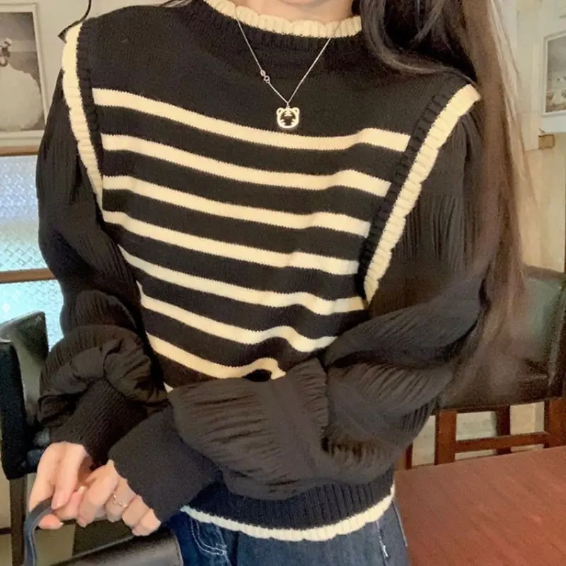One Set setelan Wanita Korean Style 2 In 1 Sweater Stripe Black and White Aestatic Kekinian Pinters - Set T025 4