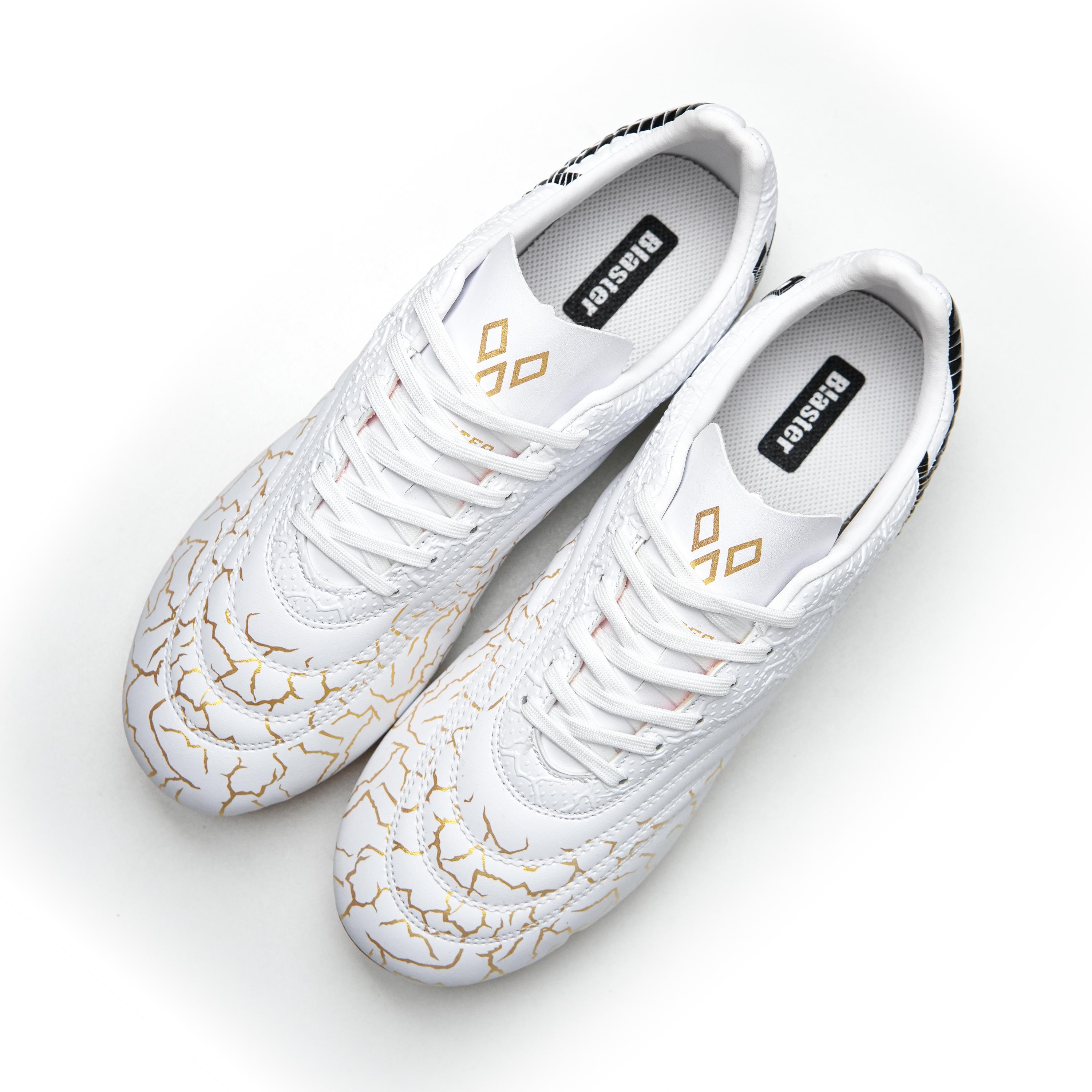 Sepatu Bola Original BLASTER Stromix 02 Putih Gold Unisex Sport