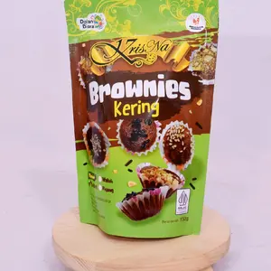 Brownis kering pouch Krisna oleh2 Cepu Blora dengan 3 varian rasa coklat,waluh,pisang.