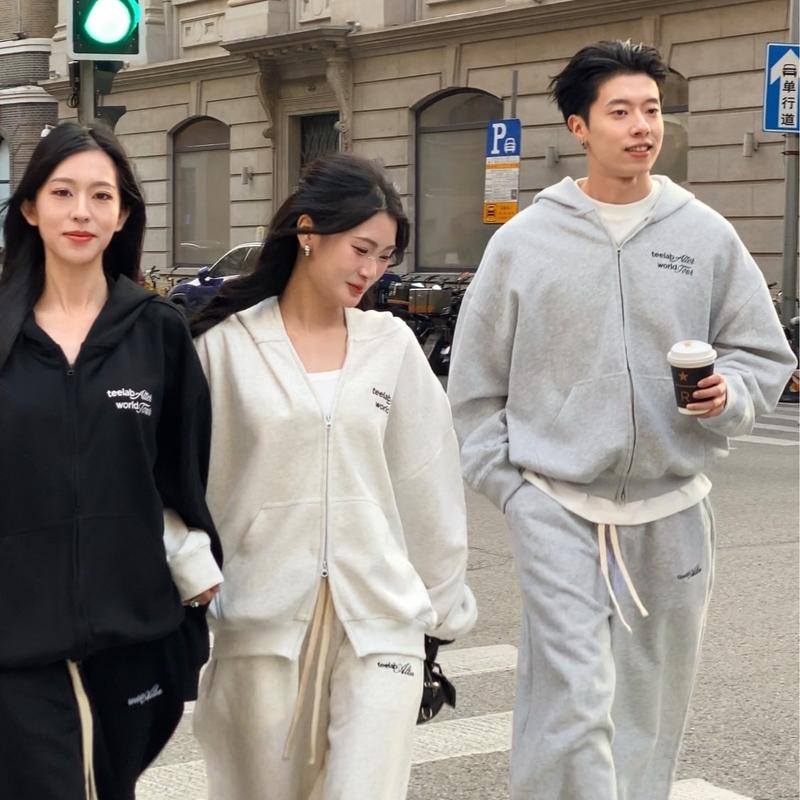 NEW ARRIVAL Áo Hoodie Zip Semi-Boxy Teelab Alter World Tour 2026 Collection Unisex HD126