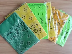 Bandana Slayer motif batik ukuran sapu tangan segi empat