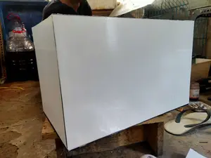 sticker Background aquarium 155x70cm Putih Glossy FREE LIST KACA