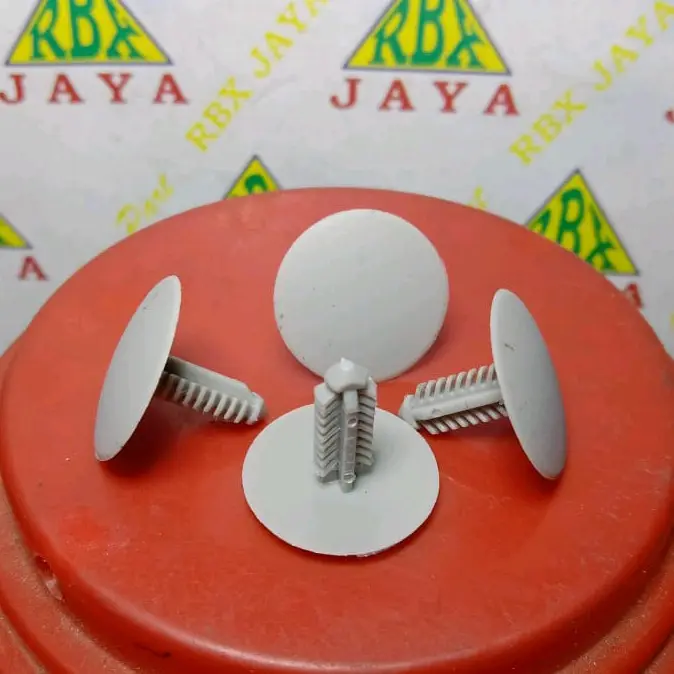 2Pc Klip Kancing Plafon Gerigi Mobil 20 Mm Original Universal Car 2