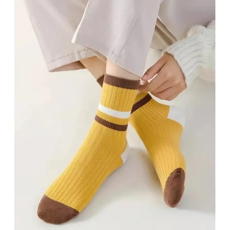 ￼Kaos Kaki Panjang Garis Wanita Dua Warna Tiga Warna Stripe Korea Japanese Style Bahan Tebal Import Premium Unisex Wanita Pria Bahan Cotton Katun 6