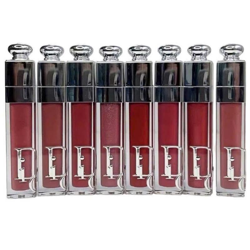 Son dưỡng bóng có màu Addict LIp Maximizer,Chất son lên môi nhẹ nhàng,căng bóng