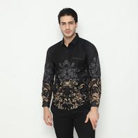 Gambar LUIGI RICCIO Kemeja Batik Pria Modern Regular Black Leaf Series Couple Acara Kantor Kuliah Semi Formal New Arrival - BATIK PRIA PANJANG , M dari Postillo Kota Administrasi Jakarta Utara 1 Tokopedia