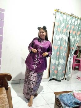 Product Review of KEBAYA TUNIK CATALEYA LAMARAN WISUDA KEKINIAN - KEBAYA SATIN PAYET dinda from E**® 0