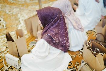 Product Review of Hijab Segi Empat Anantari - Seradia x Hamidah from w** 0