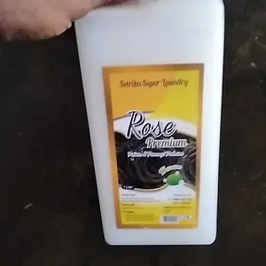Rose Premium - Pelicin Setrika Pengharum Laundry Rose Premium Pewangi Tahan Lama 5 Varian Aroma untuk Pakaian Wangi Seharian