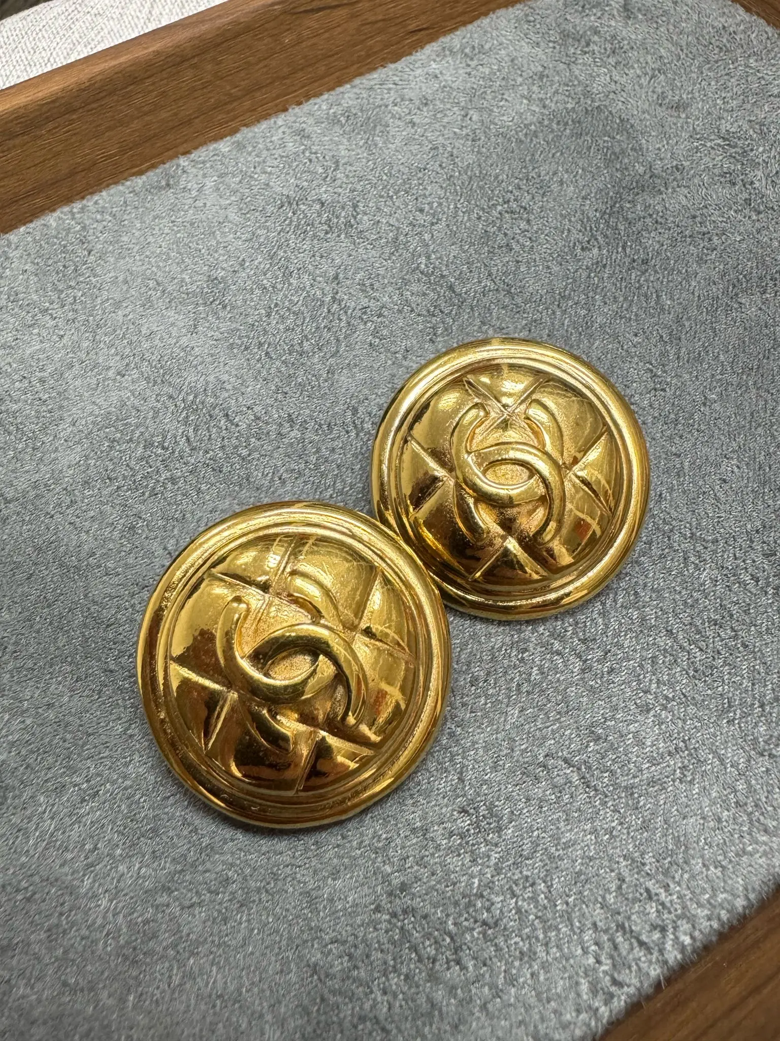Preloved Vintage Chanel 24k Gold Plated Earrings