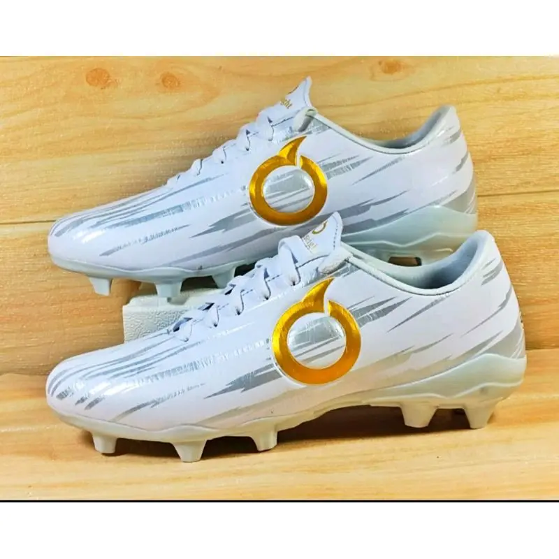 sepatu bola ortuseight BEST QUALITY