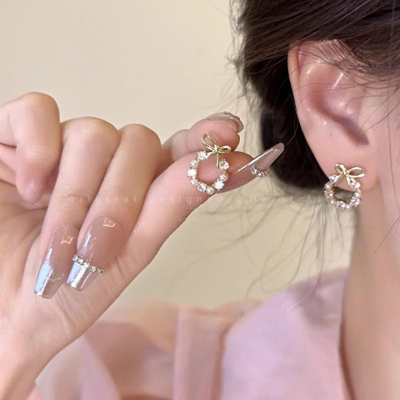 Product Introduction of Bông tai hộp mù bông tai hộp mù trang sức phong cách Nhật Bản và Hàn Quốc dành cho phụ nữ và trẻ em gái vàng s925 bông tai phong cách mới hộp mù bông tai hộp mù 4