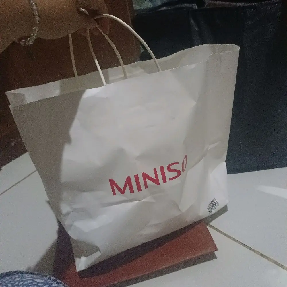 paperbag  miniso white orii