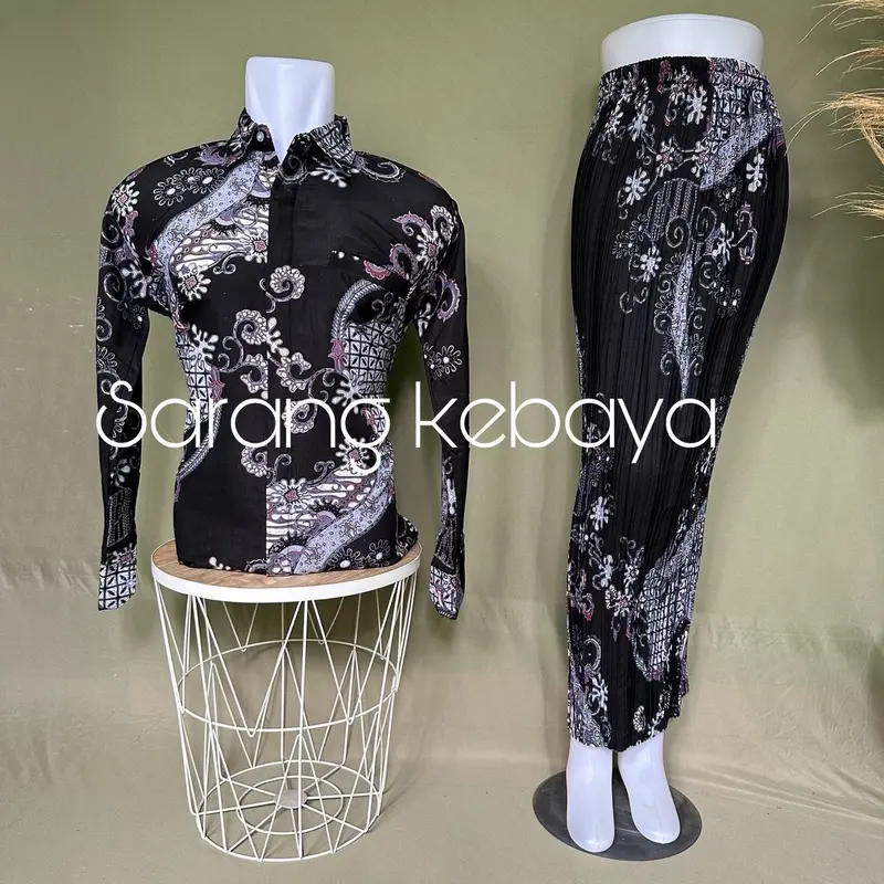 SARANG KEBAYA  / BATIK COUPLE/KEMEJA BATIK COUPLE/BATIK COUPLE LENGAN PANJANG/ROK PLISKET COUPLE / KEMEJA BATIK COUPLE ROK PLISKET Kondangan Lembut Pesta Mewah Tebal Seragam Baju Wisuda Keluarga batik  couple pasangan 2