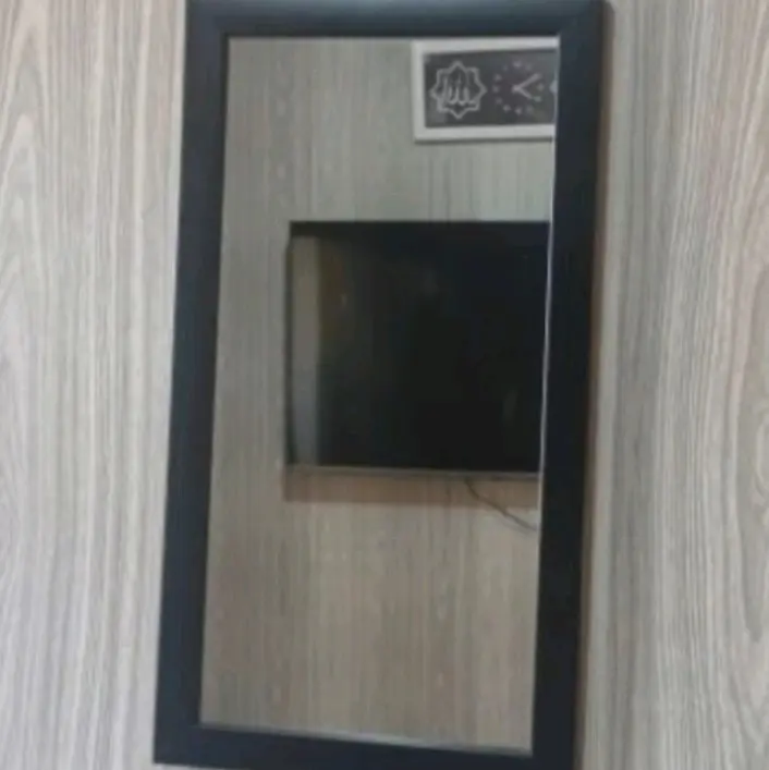 Cermin Gantung Ukuran 35x25 CM Kaca Anti Rayap 7