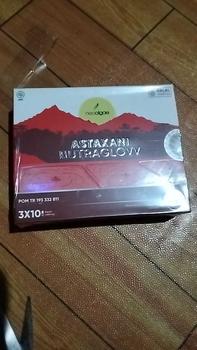 Product Review of Suplemen Kecantikan Astaxani Nutraglow - Natural Astaxanthin 10 mg - Nutrisi Alami Mencerahkan Memudarkan Flek Hitam Mencegah Penuaan Dini Pada Kulit [BPOM & HALAL] from S**4 0