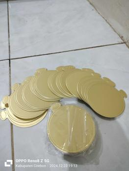 Product Review of 25 pcs alas tatakan donut GOLD 9cm Kitchenware from A**a H**h 3