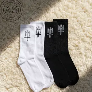 Kaos Kaki Oldschool Motif M*ternal