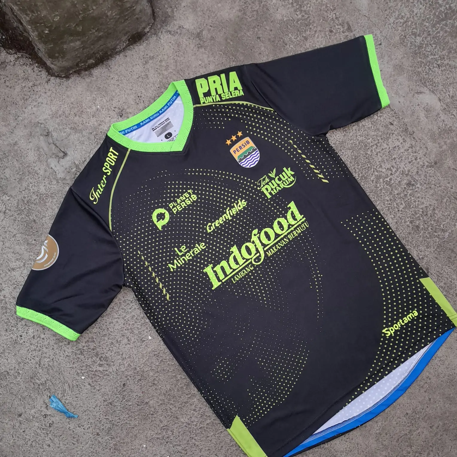 JERSEY PERSIB  TERBARU 2025 BISA CUSTOM NAMA HOME KUALITAS GO LOGO TIMBUL JERSEY BOLA DEWASA  JERSEY PERSIB  JERSEY ORIGINAL JERSEY TERBARU Sport