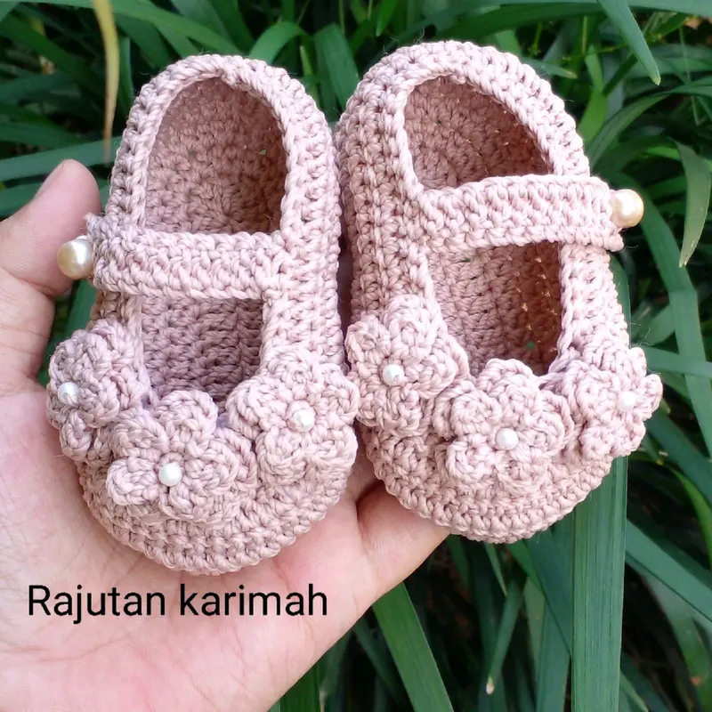 sepatu bayi perempuan rajut cantik hias bunga usia 0-1 tahun 4