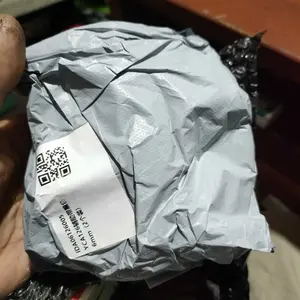 Satu kait latihan Kait Pull Up dan Deadlift dengan Pelindung Pergelangan Tangan Anti Selip untuk Latihan Gym dan Penguatan Genggaman