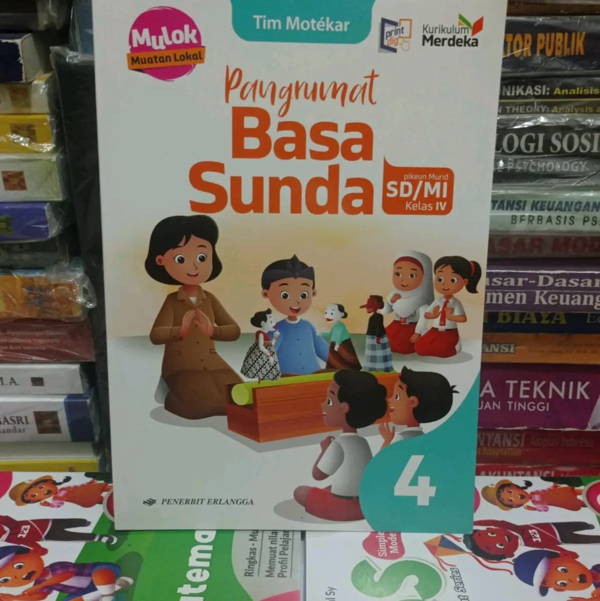 Buku Pangrumat Basa Sunda 4 Untuk SD/MI kelas IV Kurikulum Merdeka