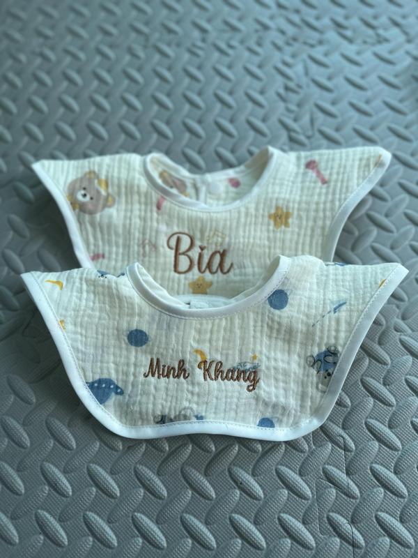 (THÊU TÊN MIỄN PHÍ) Yếm cổ Muslin thêu tên theo yêu cầu, Yếm tròn - MeBe 6